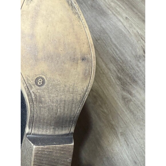 Size 8 women’s rampage boots like new western style - Picture 5 of 6